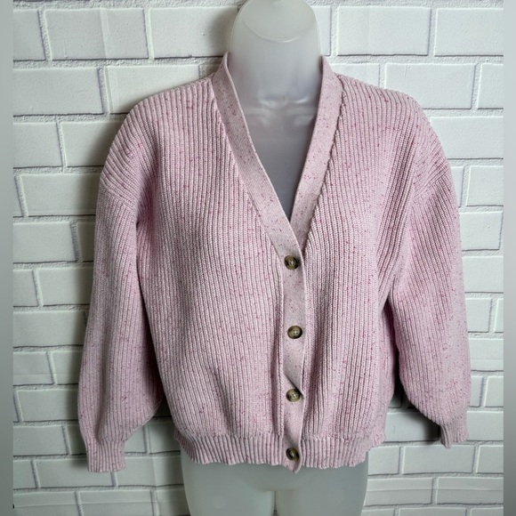 OLD NAVY Pink Button-Up Women's crop Sweater/size XL - Picture 2 of 9